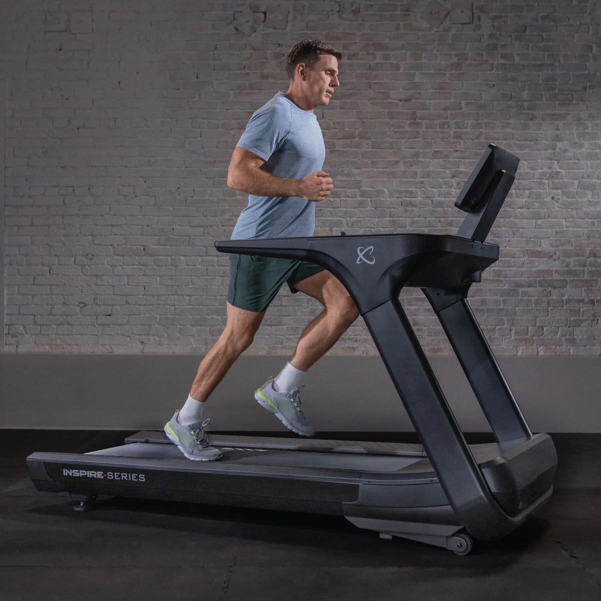 Inspire Series T7 Treadmill - 15" LED Display