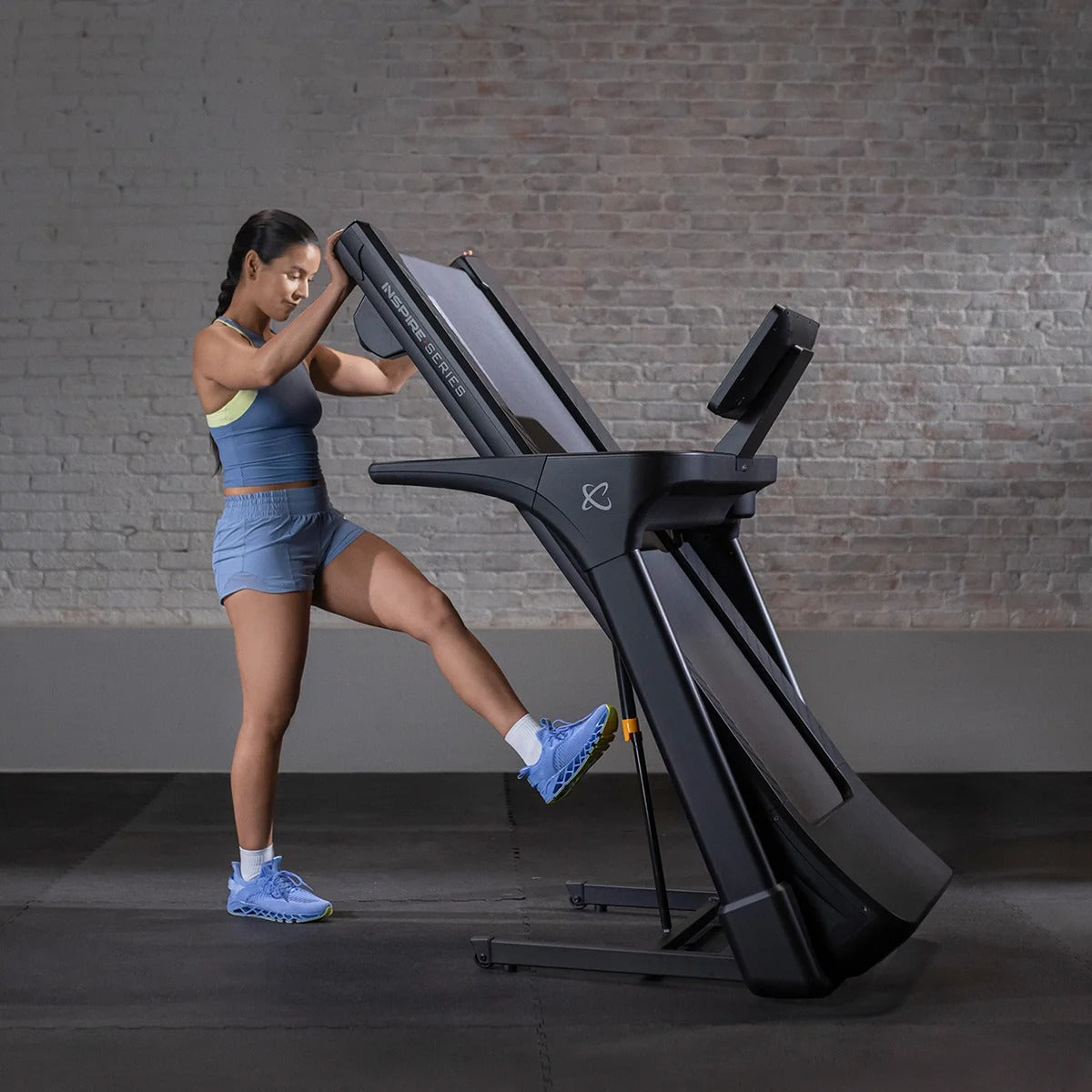 Inspire Series T5 Treadmill - 15" LED Display