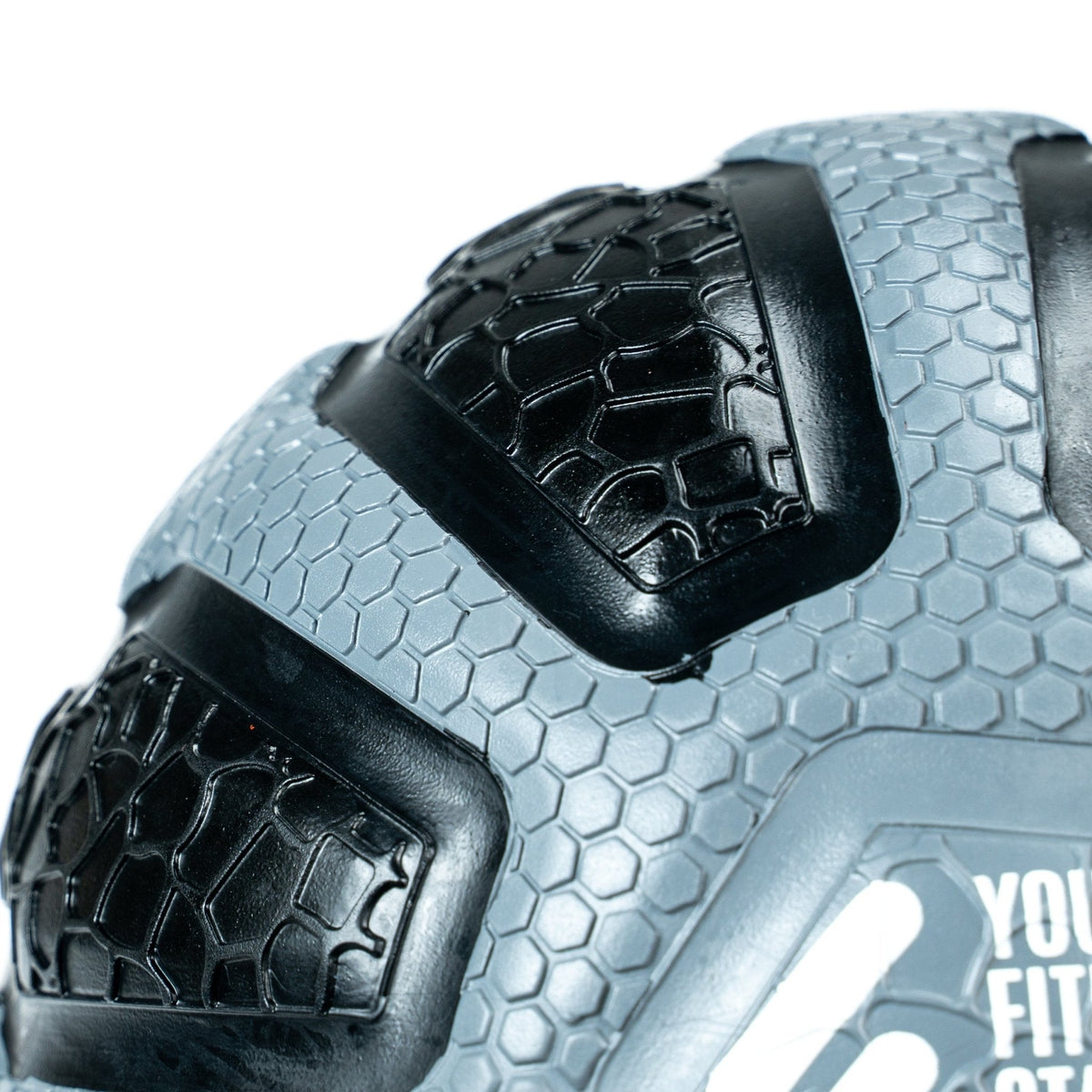 FitWay Equip. Max Grip Medicine Ball - 30 Lbs - Fitness Experience