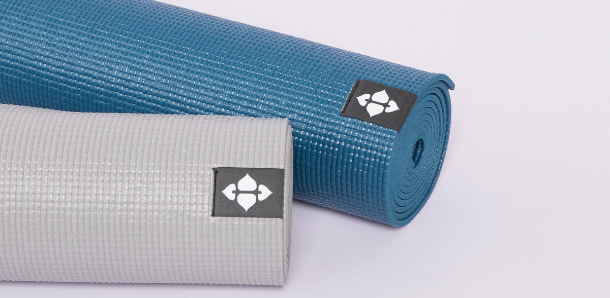 Halfmoon-yoga Essential Studio Mat - Fitness Experience