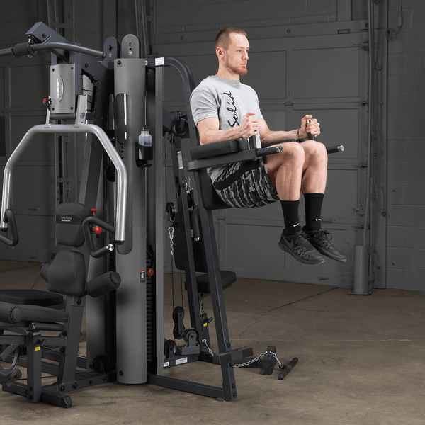 Body-Solid GKR9 Vertical Knee Raise and Dip Station | Fitness Experience